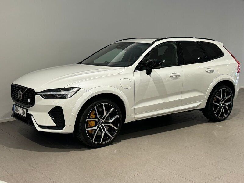 Vit Begagnad 2024 Volvo XC60 SUV | 799 500 kr - Bild 1/3