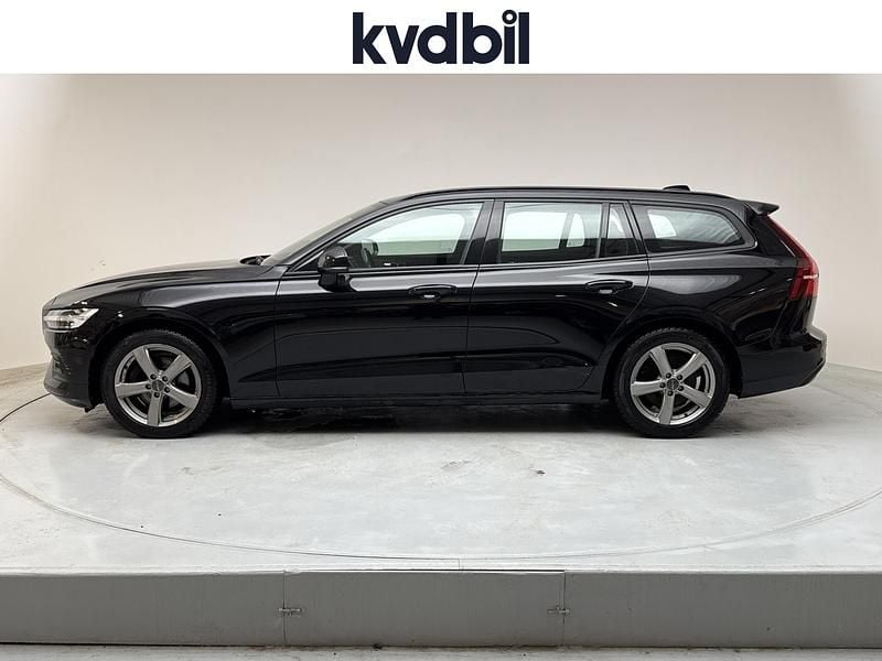 Begagnad Volvo V60 2020 Svart Kombi