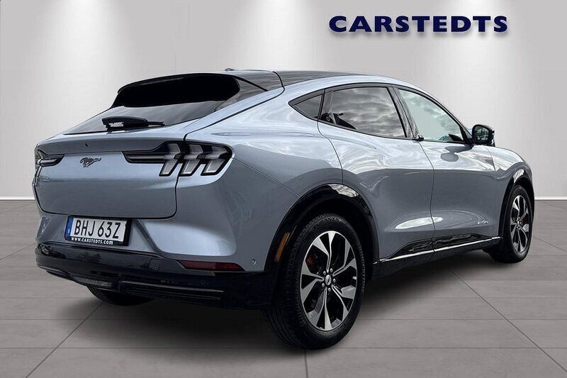 Begagnad Ford Mustang Mach-E Standard Range 258 kW (351 HK) 2022 Grå SUV