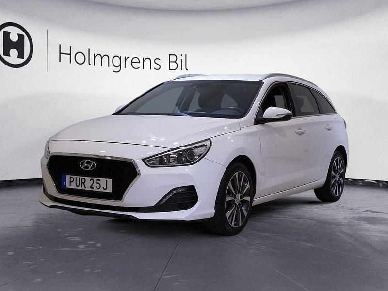 Vit Begagnad 2019 Hyundai i30 Edition Kombi | 174 900 kr (Marknadspris) - Bild 1/4