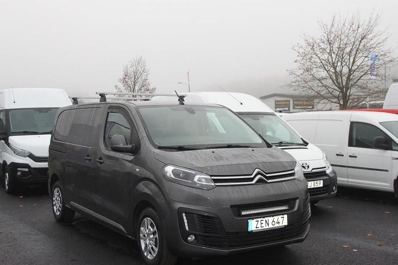 Grå Begagnad 2018 Citroën Jumpy Van | 112 500 kr - Bild 1/4