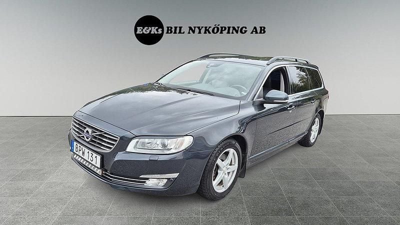 Grå Begagnad 2014 Volvo V70 Momentum Kombi | 124 900 kr (Marknadspris) - Bild 1/4