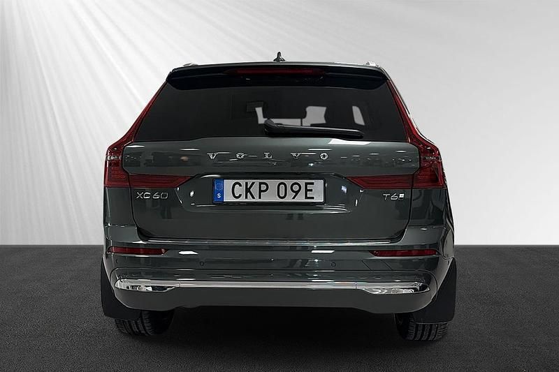 Begagnad Volvo XC60 2026 Grön SUV