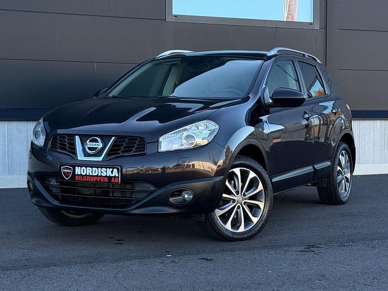 Lila Begagnad 2010 Nissan Qashqai SUV | 89 800 kr (Lite dyr) - Bild 1/4