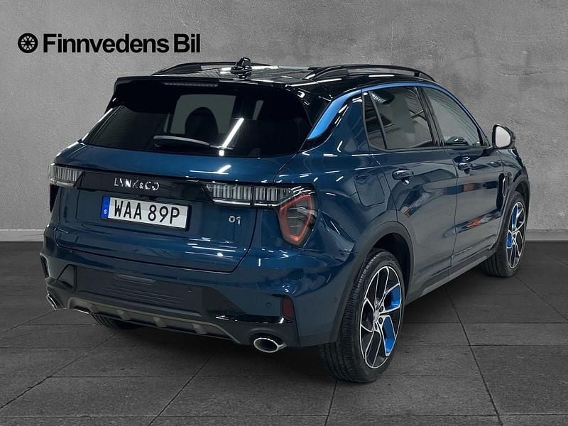 Begagnad Lynk & Co 01 179 HK (131 kW) 2022 Blå SUV