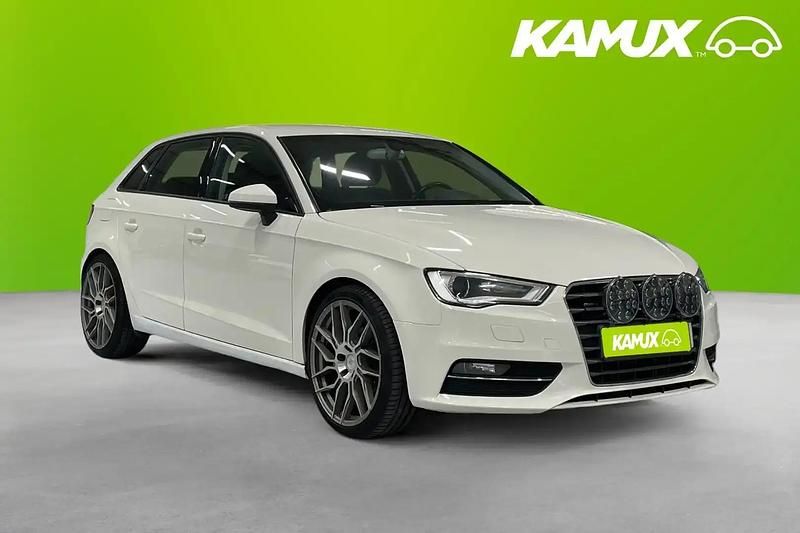 Vit Begagnad 2014 Audi A3 Ambition Halvkombi | 129 800 kr (Marknadspris) - Bild 1/4