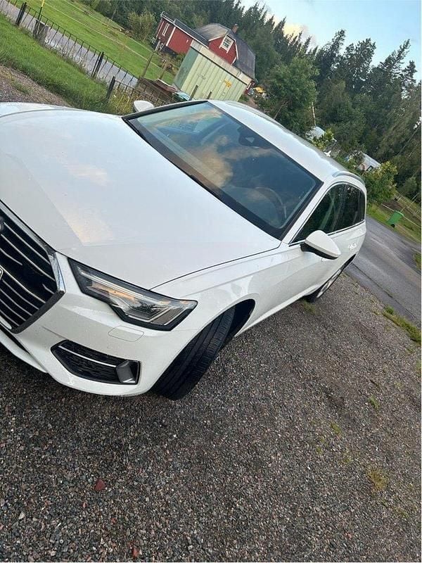 Vit Begagnad 2019 Audi A6 Sport Kombi | 230 000 kr (Marknadspris) - Bild 1/2