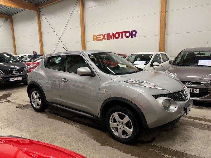 Begagnad Nissan Juke 111 HK (81 kW) 2011 Silver SUV