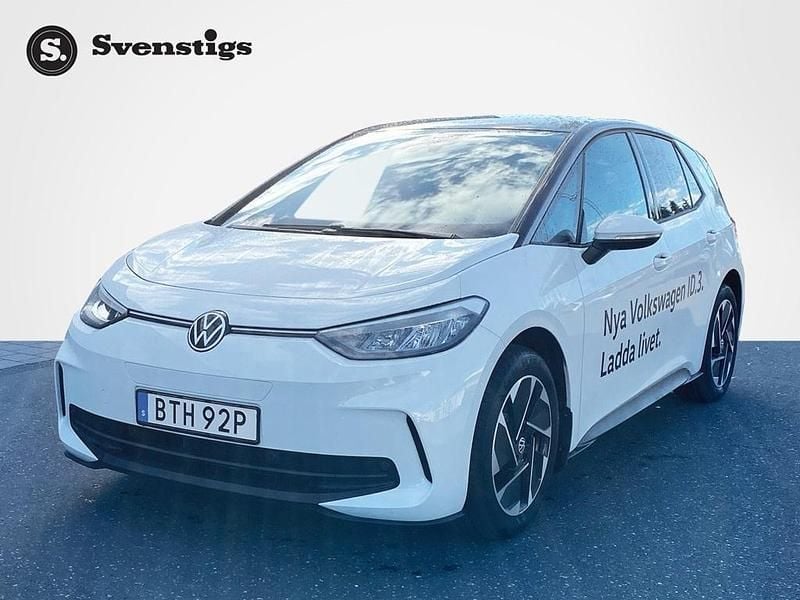 Vit Begagnad 2025 VW ID.3 Pure Halvkombi | 368 700 kr - Bild 1/4