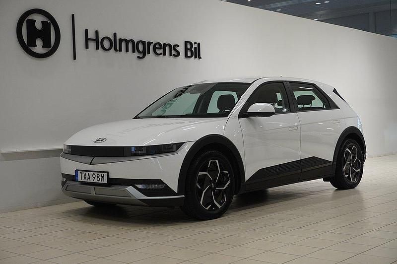 Vit Begagnad 2023 Hyundai Ioniq 5 Essential SUV | 444 900 kr - Bild 1/4