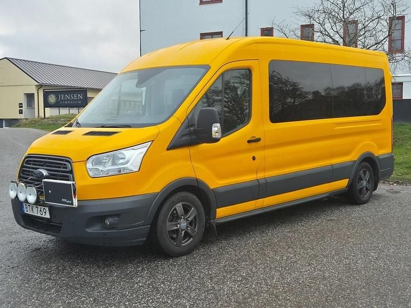 Vit Begagnad 2018 Ford Transit Kombi | 69 900 kr (Bra pris) - Bild 1/4