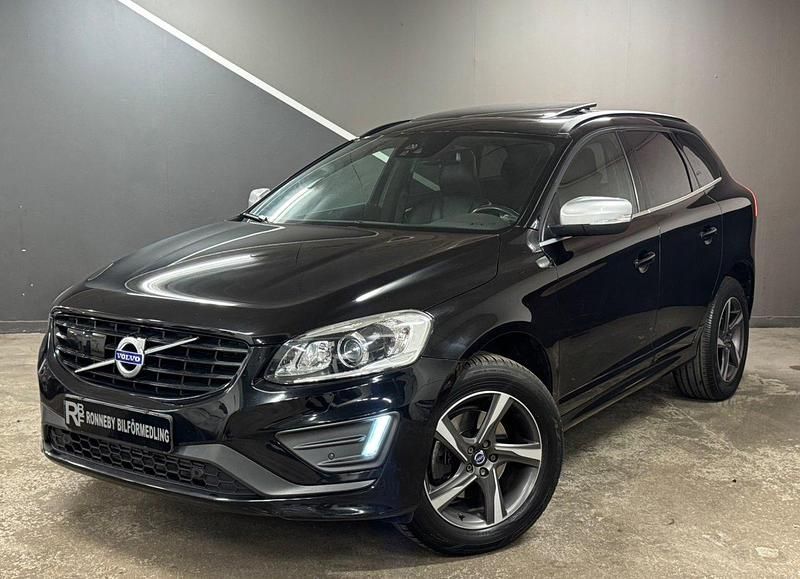 Svart Begagnad 2015 Volvo XC60 R-Design SUV | 239 900 kr (Dyr) - Bild 1/4