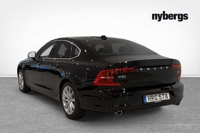 Begagnad Volvo S90 Momentum 192 HK (141 kW) 2019 Svart Sedan