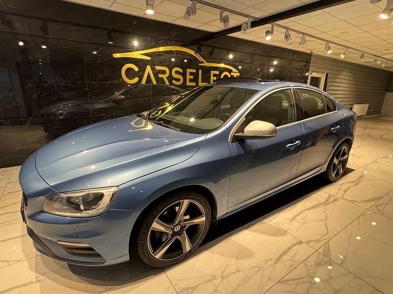 Begagnad Volvo S60 R-Design 190 HK (139 kW) 2016 Blå Sedan