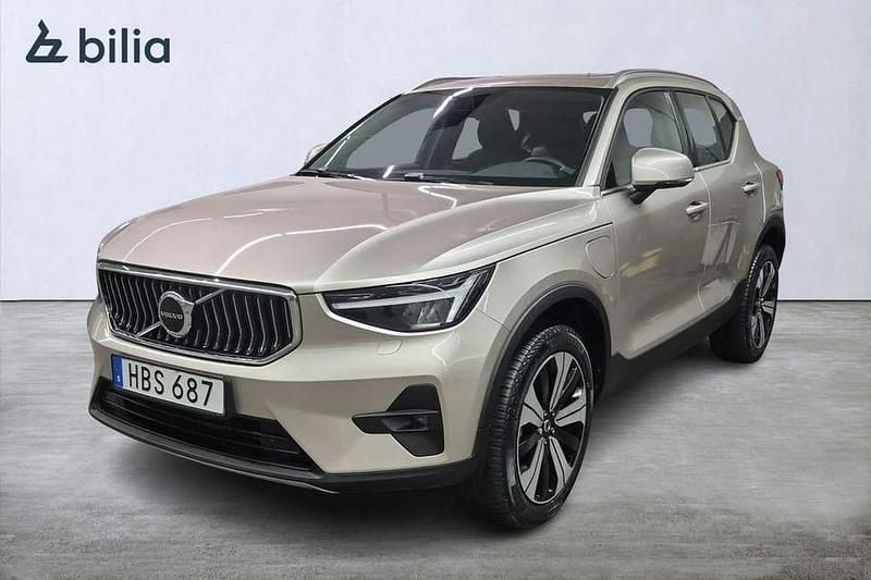 Grå Begagnad 2023 Volvo XC40 Ultimate SUV | 369 000 kr (Bra pris) - Bild 1/3