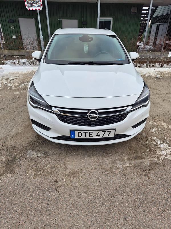 Begagnad Opel Astra 110 HK (80 kW) 2016