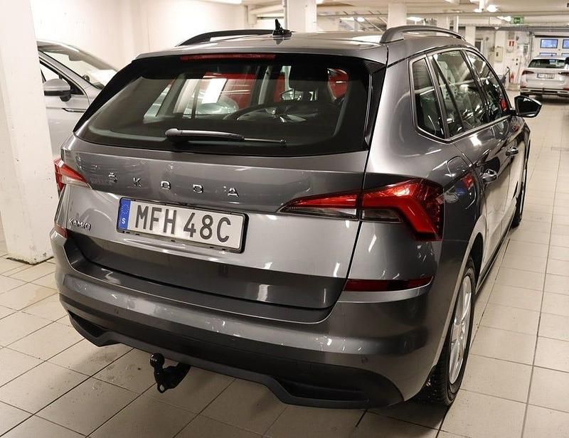 Begagnad Skoda Kamiq 110 HK (80 kW) 2023 Graphite grey metallic SUV