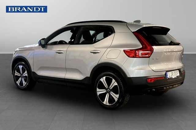 Begagnad Volvo XC40 Single Motor 175 kW (238 HK) 2023 Silver SUV