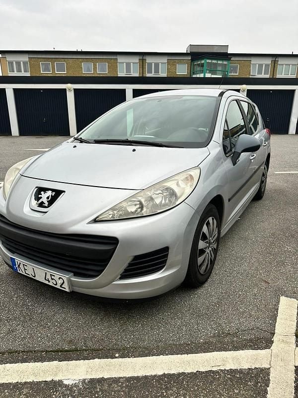 Begagnad 2009 Peugeot 207 Kombi | 17 000 kr (Marknadspris) - Bild 1/4