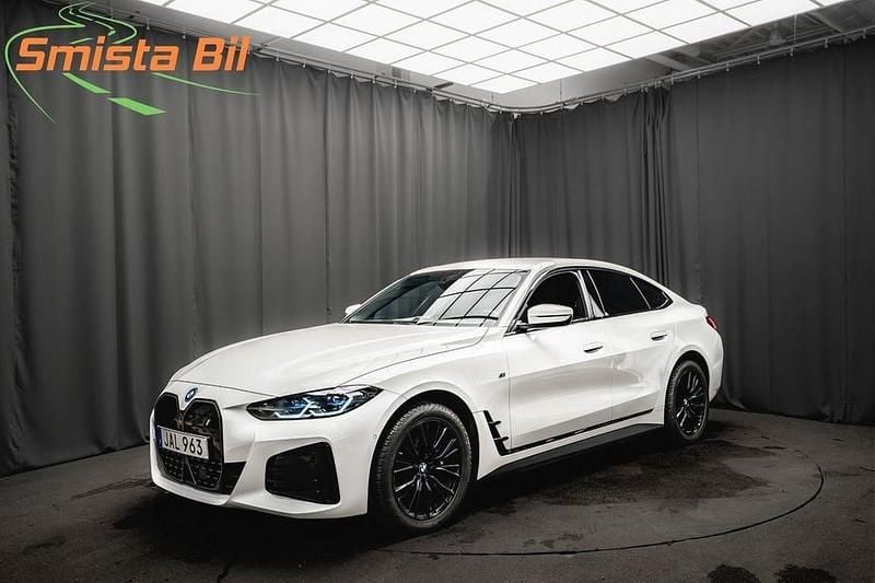Begagnad BMW i4 M Sport 250 kW (340 HK) 2023 Vit Sedan