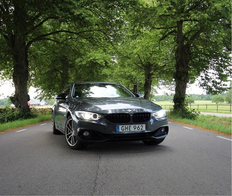 Grå Begagnad 2014 BMW 435 Sportkupé | 220 000 kr - Bild 1/4