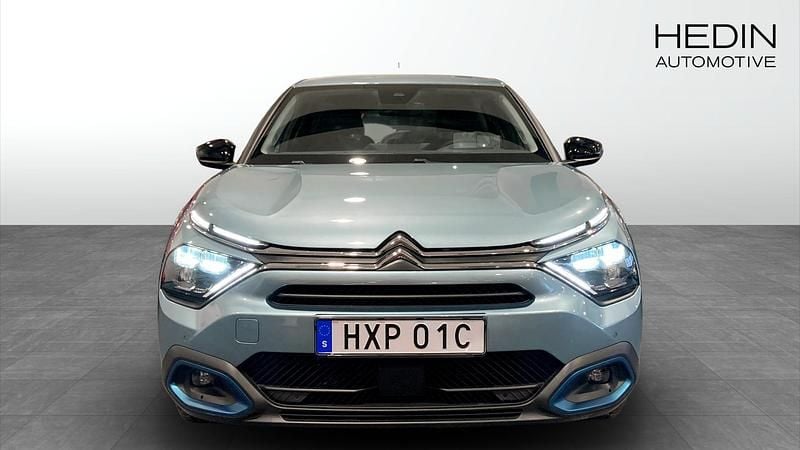 Begagnad Citroën e-C4 Shine 100 kW (136 HK) 2022 Blå Halvkombi