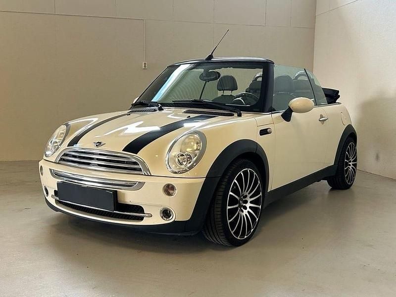 Vit Begagnad 2008 Mini Cooper Cabriolet Cab | 89 000 kr (Superpris) - Bild 1/4