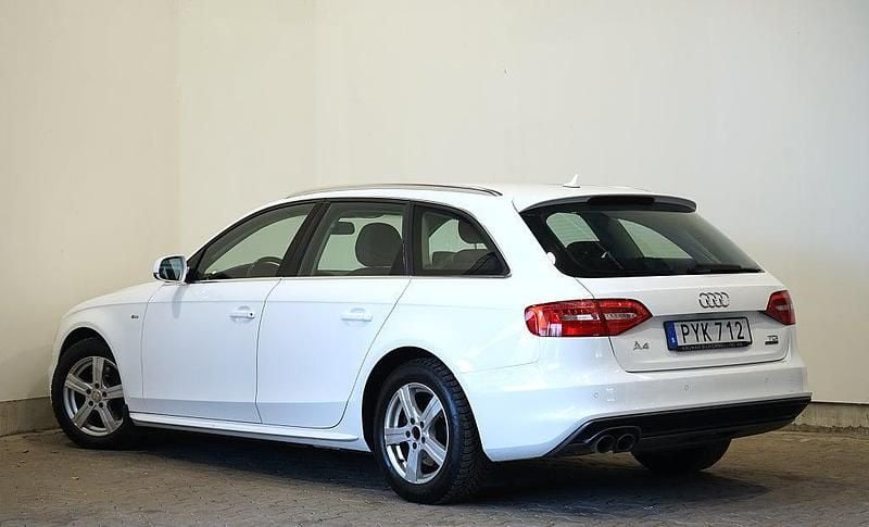 Begagnad Audi A4 S-Line 150 HK (110 kW) 2015 Vit Kombi