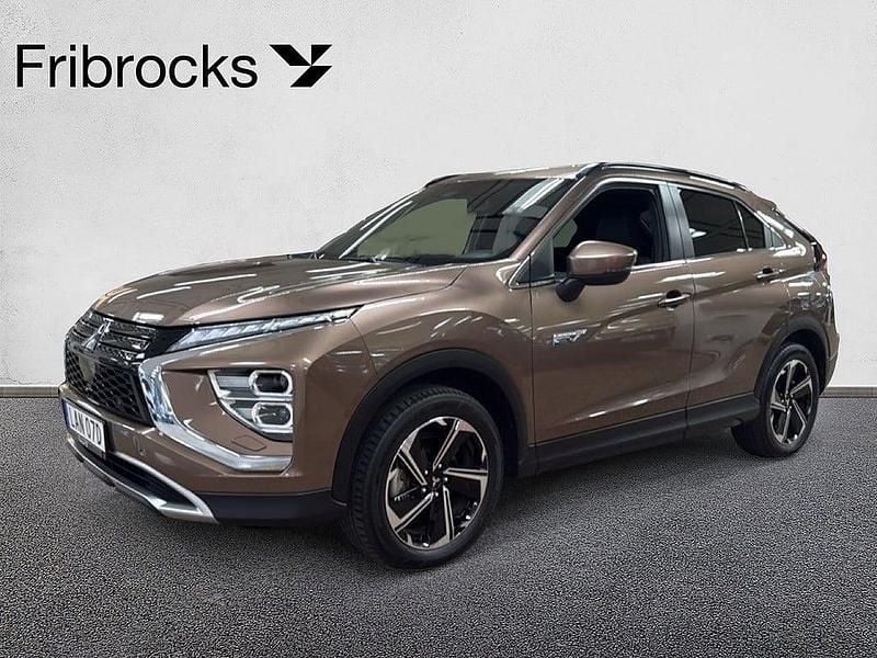 Brun Begagnad 2021 Mitsubishi Eclipse Cross SUV | 309 900 kr (Lite dyr) - Bild 1/4