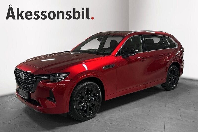 Soul red metallic Ny 2025 Mazda CX-80 Homura-Line SUV | 674 900 kr (Marknadspris) - Bild 1/4