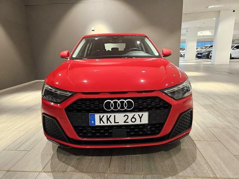 Begagnad Audi A1 Sportback 151 HK (111 kW) 2023 Röd Halvkombi