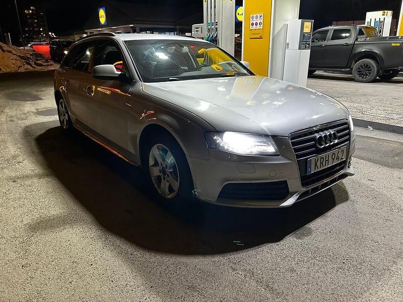 Begagnad Audi A4 136 HK (100 kW) 2010 Kombi