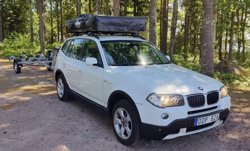 Vit Begagnad 2007 BMW X3 Comfort Edition SUV | 80 000 kr - Bild 1/4