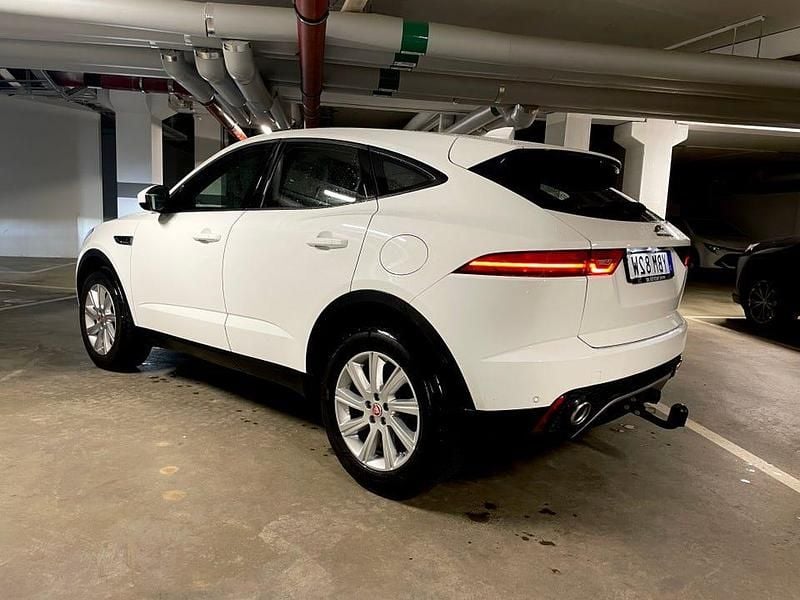 Begagnad 2019 Jaguar E-Pace SUV | 219 000 kr (Marknadspris) - Bild 1/4