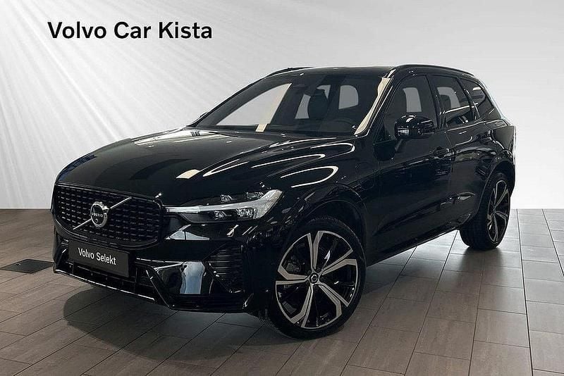 Svart Begagnad 2024 Volvo XC60 Plus SUV | 554 900 kr (Marknadspris) - Bild 1/3