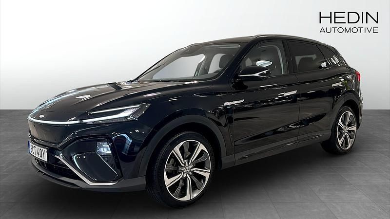 Svart (black) Begagnad 2022 MG Marvel R Luxury SUV | 269 900 kr (Marknadspris) - Bild 1/4