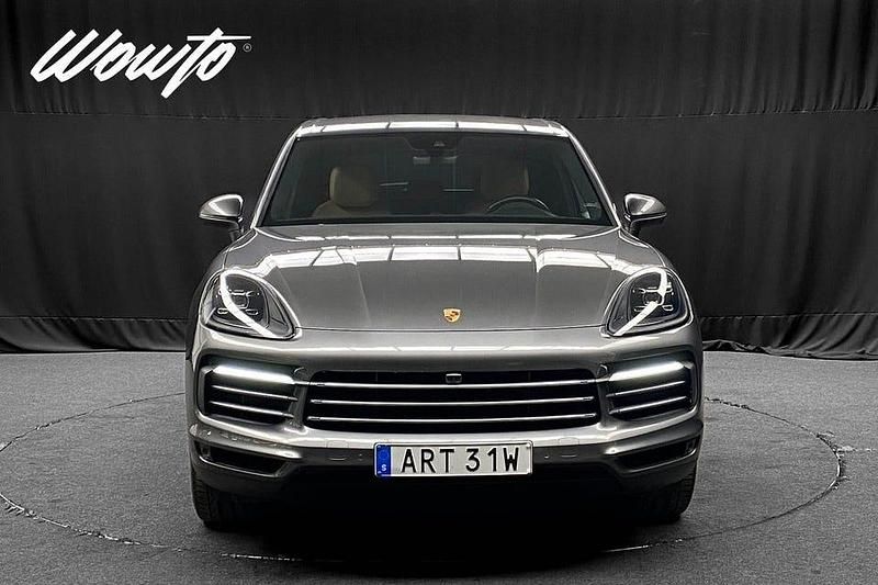Begagnad Porsche Cayenne Sport 462 HK (339 kW) 2020 Quartzite grey metallics SUV