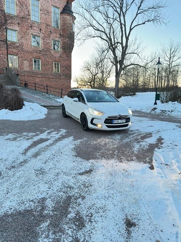 Begagnad Citroën DS5 163 HK (119 kW) 2012 Halvkombi