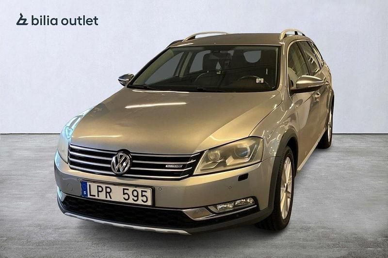 Silver Begagnad 2012 VW Passat Alltrack Kombi | 78 000 kr (Superpris) - Bild 1/4