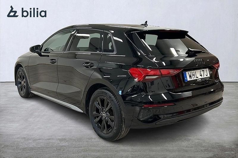 Begagnad Audi A3 Sportback Proline 150 HK (110 kW) 2022 Svart Halvkombi