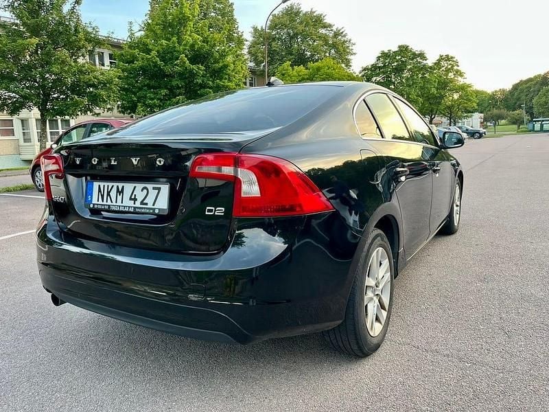 Begagnad Volvo S60 115 HK (84 kW) 2014 Svart Sedan