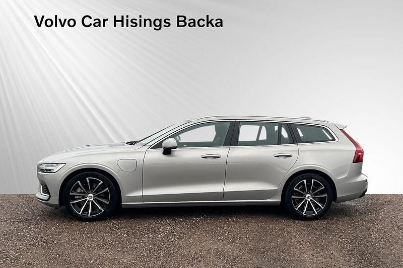 Begagnad Volvo V60 Plus 355 HK (261 kW) 2024 Silver Kombi