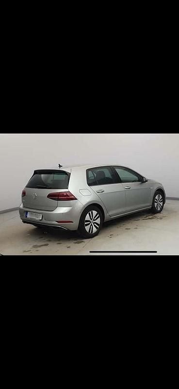 Begagnad VW e-Golf 100 kW (136 HK) 2019 Halvkombi