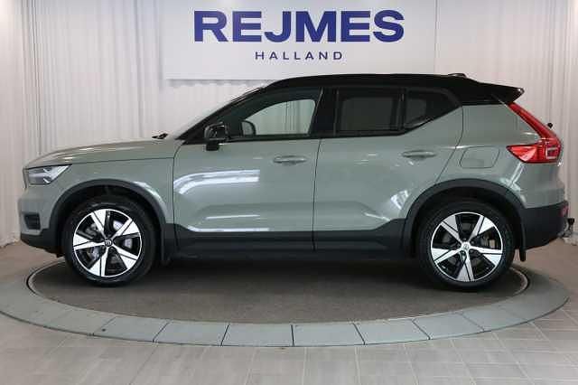Begagnad Volvo XC40 Core 185 kW (252 HK) 2021 Grön SUV