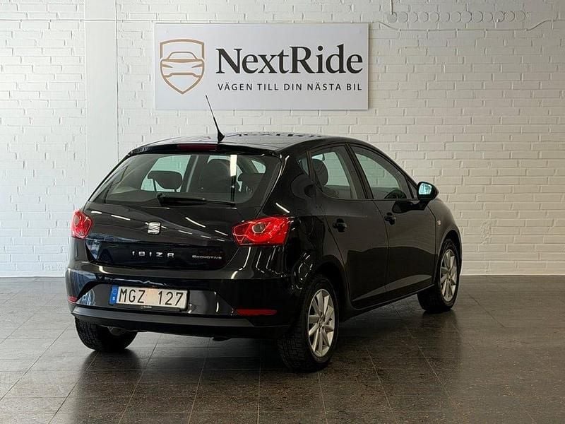 Begagnad Seat Ibiza Style 105 HK (77 kW) 2013 Svart