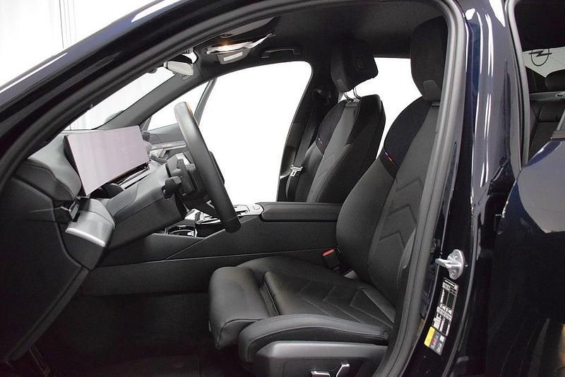 Begagnad BMW i5 M Sport 250 kW (340 HK) 2024 Svart Sedan