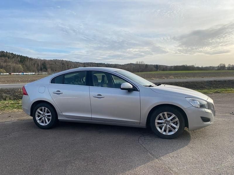 Begagnad Volvo S60 163 HK (119 kW) 2011 Sedan