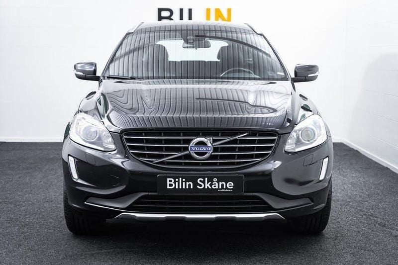 Begagnad Volvo XC60 Ocean Race 181 HK (133 kW) 2015 Svart SUV