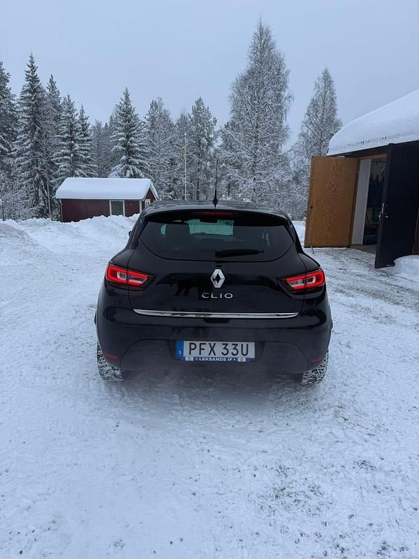 Begagnad Renault Clio IV 90 HK (66 kW) 2019