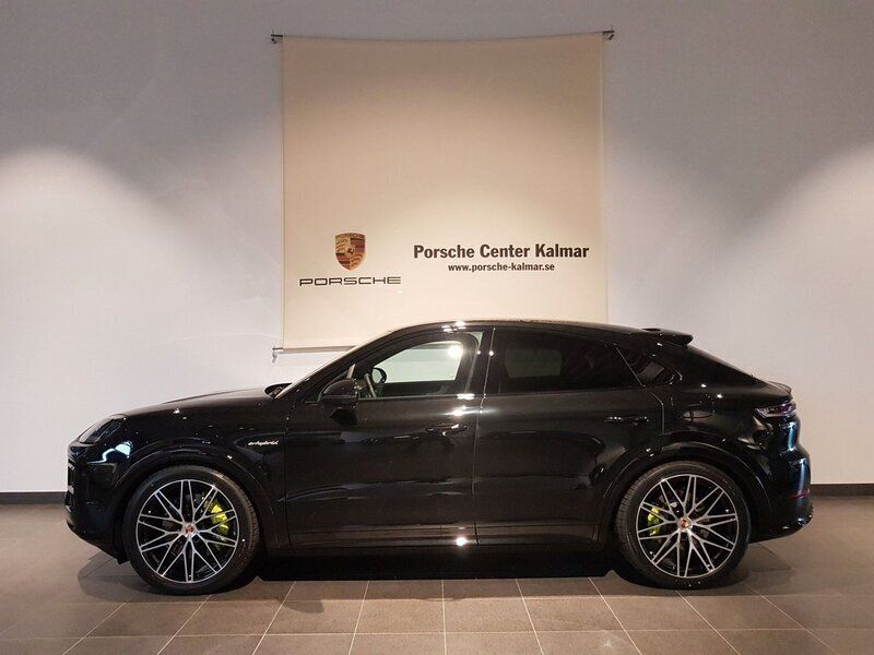 Ny 2025 Porsche Cayenne SUV | 1 665 000 kr (Marknadspris) - Bild 1/4